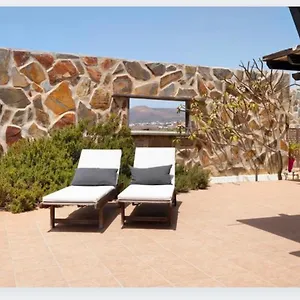 https://villa-petronila-tias.puertodelcarmen-hotels.org